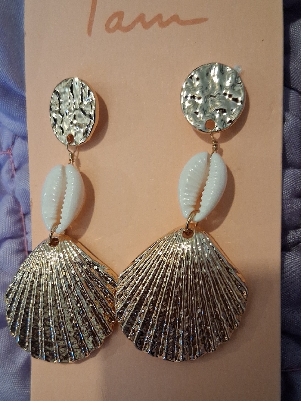 I AM SEASHELL EARRINGS